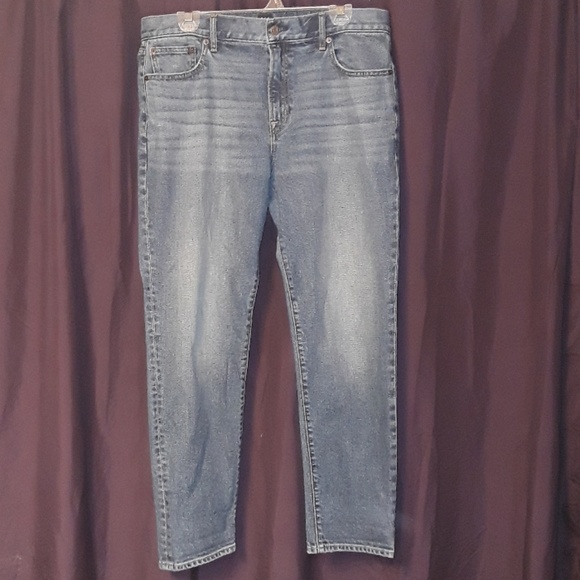 GAP Denim - Gap Denim Blue Jeans NWOT, size 30, waistband flaw